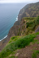 Seilbahnseil am Abgrund