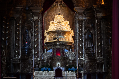 Vergoldete Barockschnitzereien in der Kirche von São Jorge
