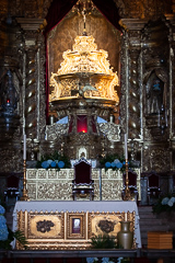 Vergoldete Barockschnitzereien in der Kirche von São Jorge