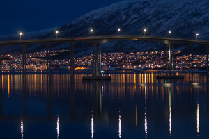 Diese Brücke führt zur Kathedrale