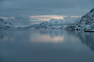 Im Raftsund: Vereiste Hänge