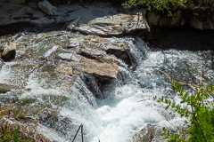 Kleiner Wasserfall am Hausbach